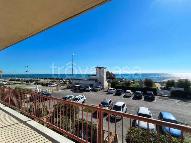Appartamento in affitto a Carrara, Marina Di Carrara