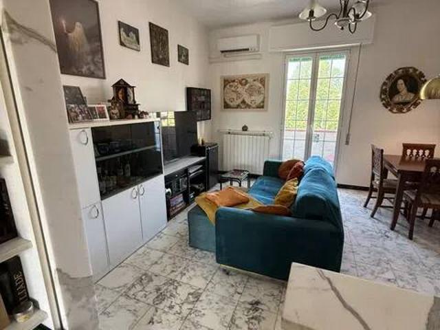 Appartamento in affitto a Carrara MS