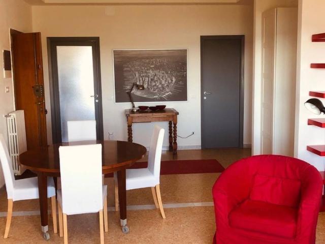 Appartamento in affitto a Carrara MS