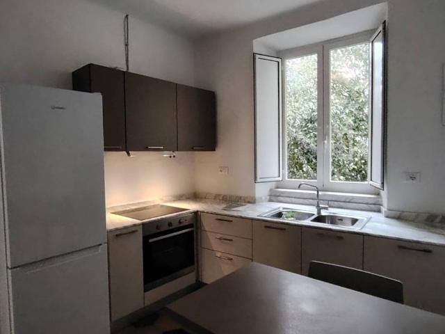 Appartamento in affitto a Carrara MS
