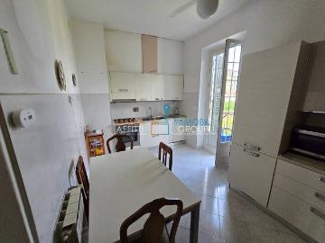 Appartamento in affitto a Carrara MS