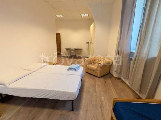 Appartamento in affitto a Carrara via Apuana, 1, Centro città