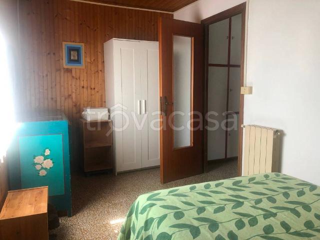 Appartamento in affitto a Carrara via Caffaggio, balcone, cucina a vista, sala da pranzo TrovaCasa