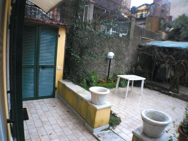 Appartamento in affitto a Carrara via Lorenzo Bartolini, non arredato/vuoto, giardino privato, ristrutturato TrovaCasa