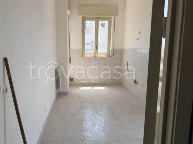 Appartamento in affitto a Catania corso delle province, 105, non arredato/vuoto, cucina abitabile TrovaCasa