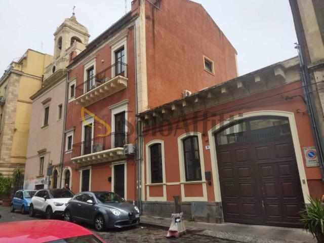 Appartamento in affitto a Catania, arredato, luminoso, mansarda TrovaCasa