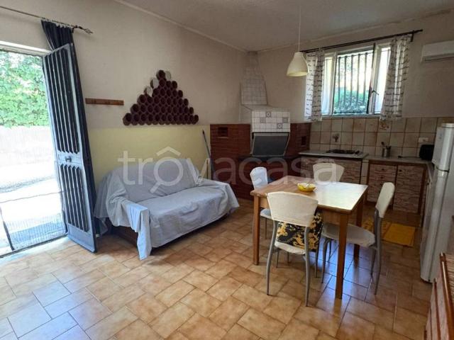 Appartamento in affitto a Catania via Carrubella, arredato, giardino privato, ingresso indipendente TrovaCasa