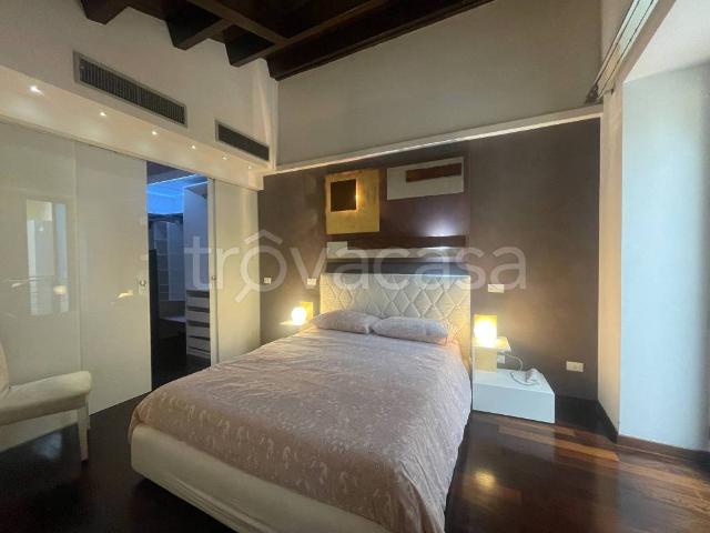 Appartamento in affitto a Catania via Enrico Adolfo Pantano, arredato, lavatrice, parquet TrovaCasa