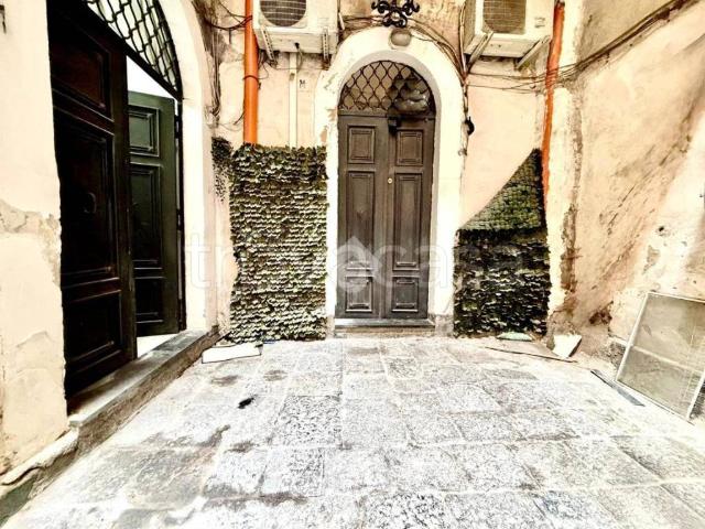 Appartamento in affitto a Catania via Giuseppe Garibaldi, 117, non arredato/vuoto, centrale, soppalco TrovaCasa