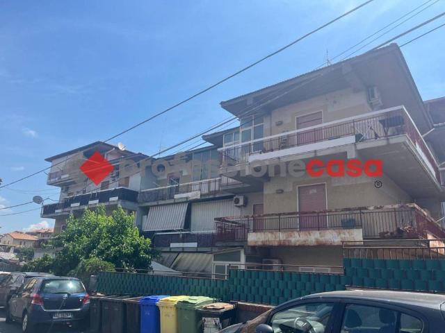 Appartamento in affitto a Catania via Poggio d'Aquila, arredato, box, ascensore TrovaCasa