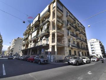 Appartamento in affitto a Catania via Umberto, 311, posto auto, riscaldamento autonomo, centrale TrovaCasa