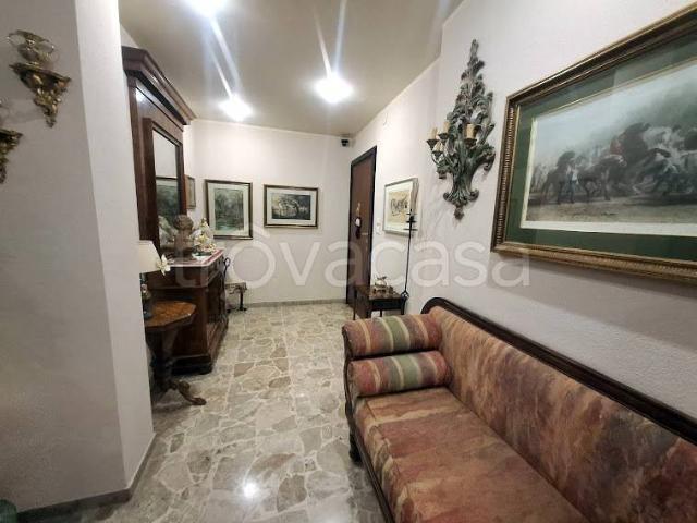 Appartamento in affitto a Catania viale Vittorio Veneto, arredato, luminoso, balcone TrovaCasa