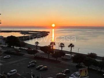 Appartamento in affitto a Catanzaro via lungomare, 313, Catanzaro Lido