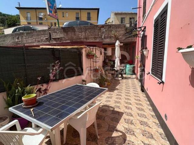 Appartamento in affitto a Catanzaro vico 2 della Stazione, Sala