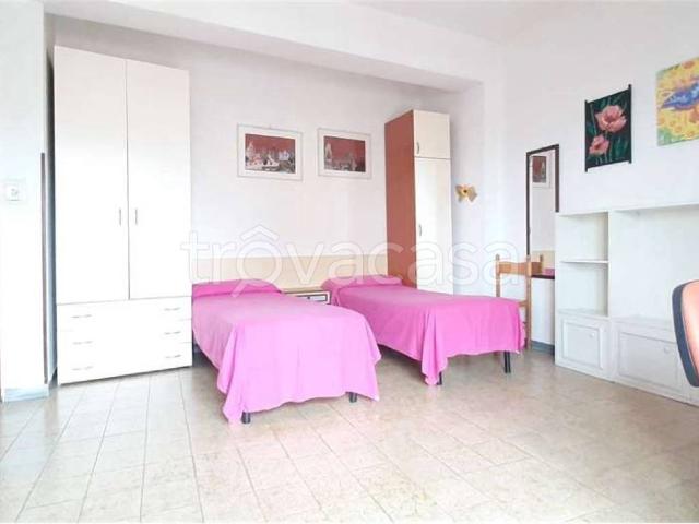 Appartamento in affitto a Catanzaro, arredato, vista mare, ascensore TrovaCasa