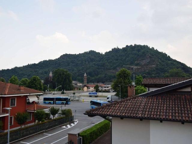 Appartamento in affitto a Cavour
