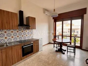 Appartamento in affitto a Cavallino via Di Leuca, 108, vicinanze negozi, balcone, cucina a vista TrovaCasa