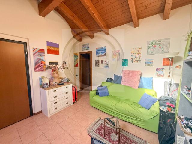 Appartamento in affitto a Cavaria con Premezzo, Cavaria
