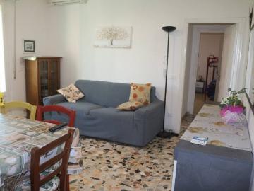 Appartamento in affitto a Cecina LI