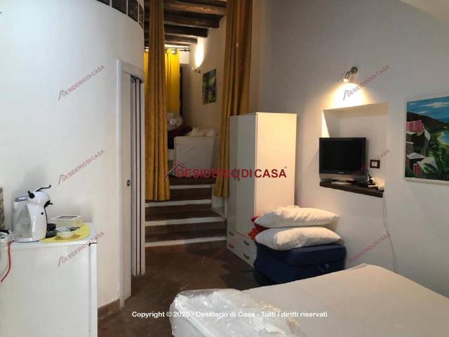 Appartamento in affitto a Cefalù piazza Giuseppe Garibaldi, arredato, ristrutturato, balcone TrovaCasa