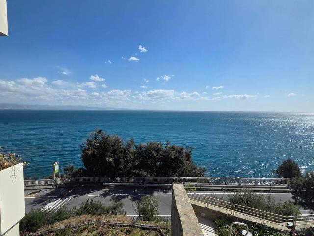 Appartamento in affitto a Celle Ligure SV