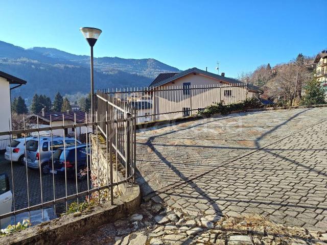 Appartamento in affitto a Centro Valle Intelvi via Gireglio, 33, arredato, posto auto, riscaldamento assente TrovaCasa