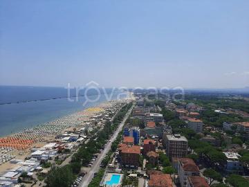 Appartamento in affitto a Cesenatico piazza Andrea Costa, 4, arredato, vista mare, ascensore TrovaCasa