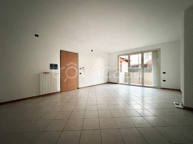 Appartamento in affitto a Cernusco sul Naviglio via g. Ambrosoli 12, non arredato/vuoto, box, terrazzo TrovaCasa
