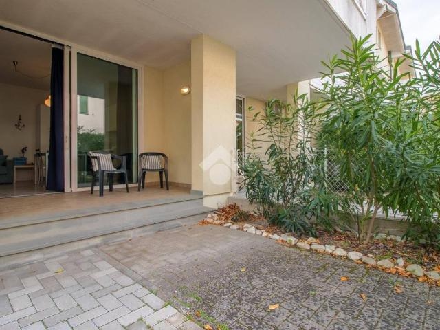 Appartamento in affitto a Cervia via Eugenio Montale, 64, arredato, giardino privato, terrazzo TrovaCasa