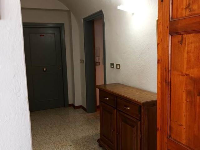 Appartamento in affitto a Cetona via Ricasoli, arredato, caminetto, centrale TrovaCasa