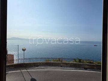 Appartamento in affitto a Cetara strada Statale Amalfitana, non arredato/vuoto, vista mare, balcone TrovaCasa