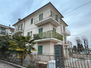 Appartamento in affitto a Cherasco via Galileo Ferraris, 6, arredato, box, centrale TrovaCasa