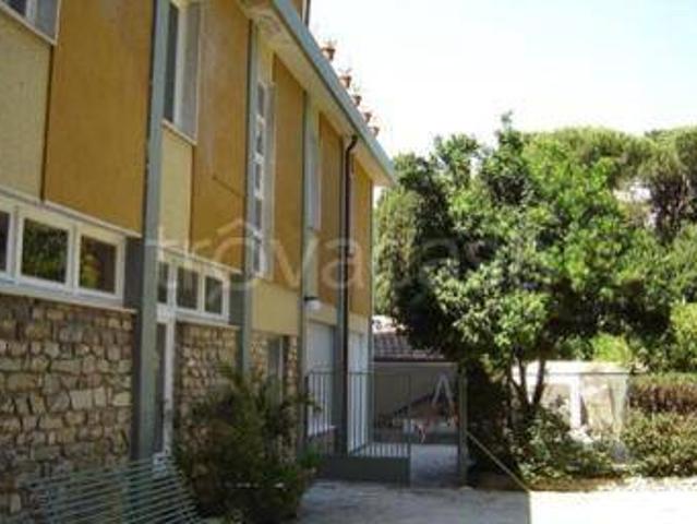 Appartamento in affitto a Chiavari viale Enrico Millo, 62, arredato, terrazzo, ristrutturato TrovaCasa