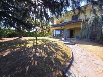 Appartamento in affitto a Chieri via Roaschia, giardino privato, terrazzo, riscaldamento autonomo TrovaCasa