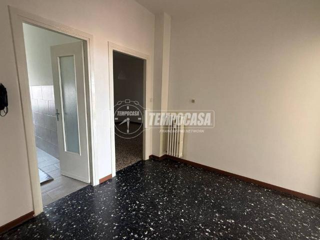Appartamento in affitto a Chieri viale cappuccini, non arredato/vuoto, buono stato, ristrutturato TrovaCasa