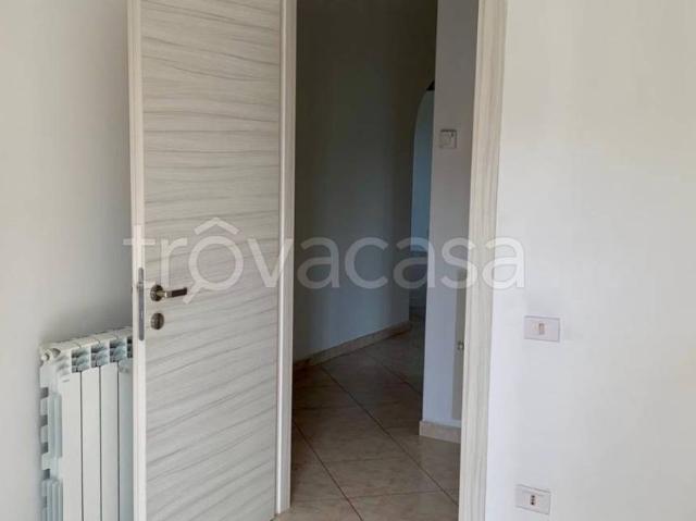 Appartamento in affitto a Ciampino, non arredato/vuoto, giardino privato, terrazzo TrovaCasa