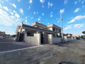 Appartamento in affitto a Ciampino RM