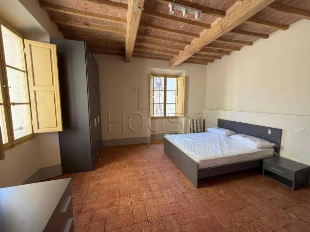 Appartamento in affitto a Città di Castello corso Vittorio Emanuele, arredato, ristrutturato, lavanderia TrovaCasa