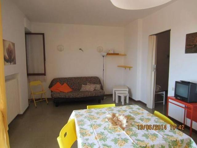 Appartamento in affitto a Civitanova Marche contrada Asola, arredato, terrazzo, vista mare TrovaCasa