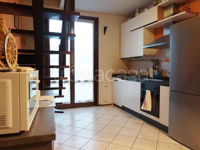 Appartamento in affitto a Colorno via Du Tillot 42, riscaldamento autonomo, lavatrice, lavastoviglie TrovaCasa