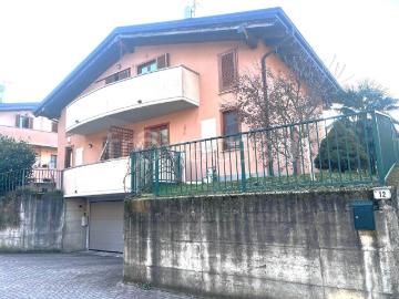 Appartamento in affitto a Colico via alla chiesa, 12, non arredato/vuoto, giardino privato, luminoso TrovaCasa