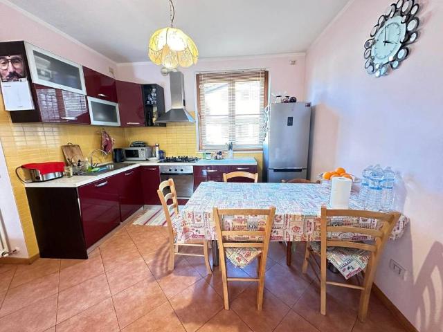 Appartamento in affitto a Colico LC