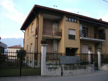 Appartamento in affitto a Colico LC
