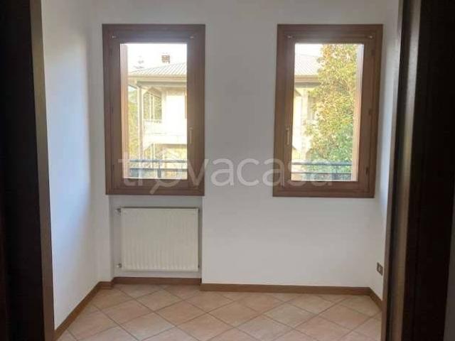 Appartamento in affitto a Colle Umberto, arredato, posto auto, box TrovaCasa