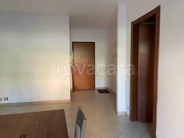 Appartamento in affitto a Colleferro piazza Caduti di Nassiriya, riscaldamento autonomo, parzialmente arredato, balcone TrovaCasa