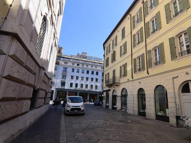 Appartamento in affitto a Como CO