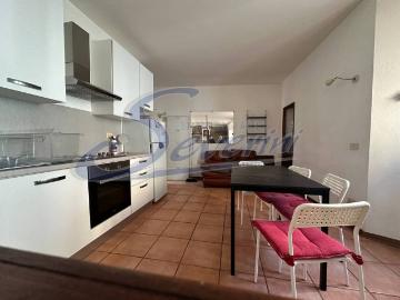 Appartamento in affitto a Como CO