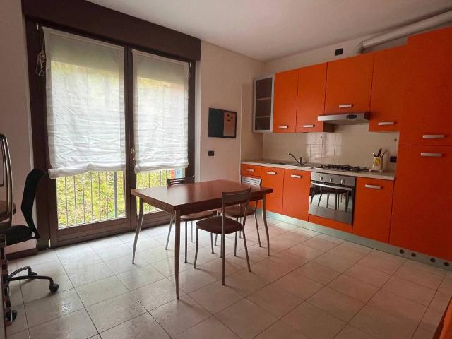 Appartamento in affitto a Como CO