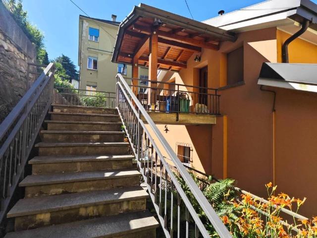Appartamento in affitto a Como CO