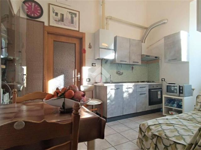 Appartamento in affitto a Como CO